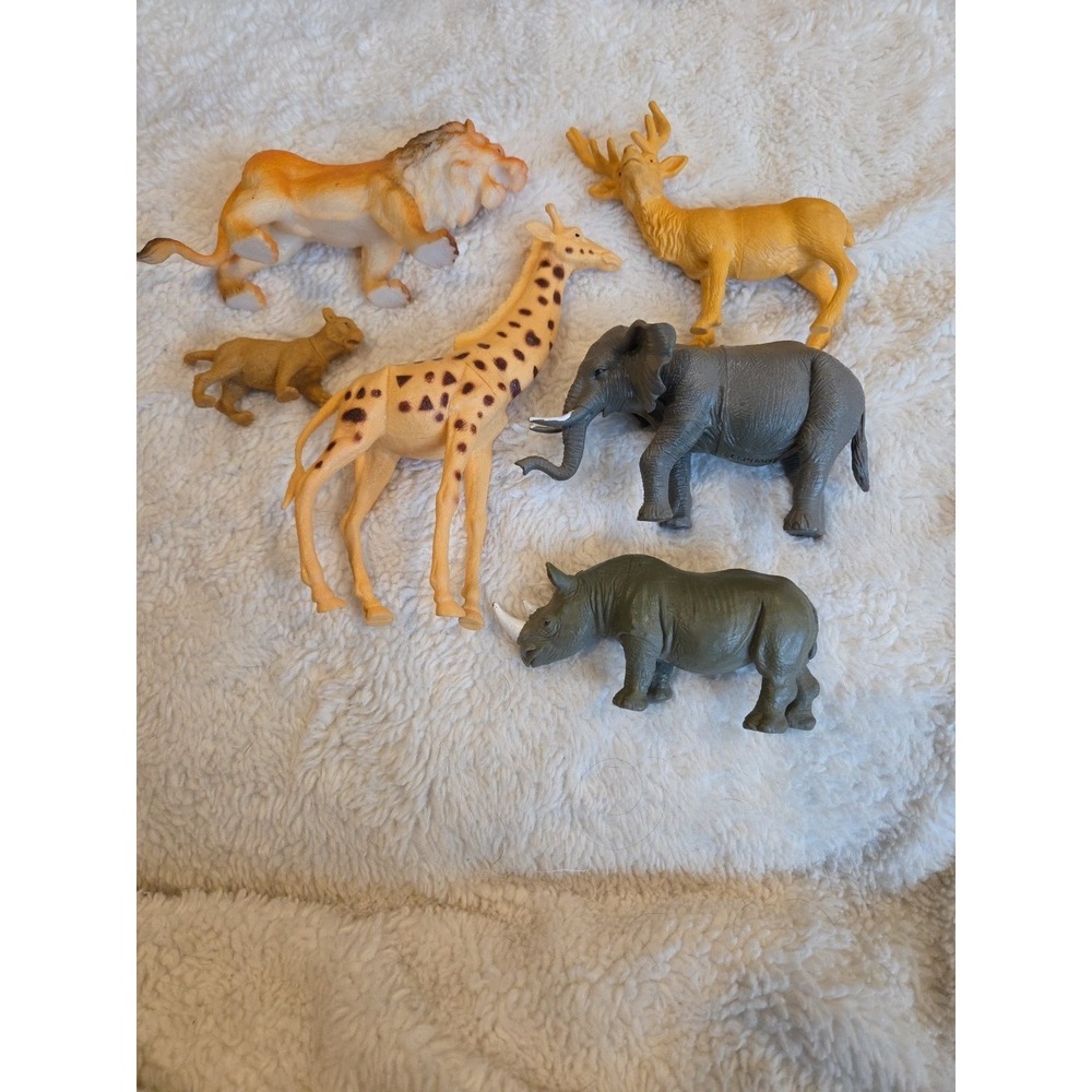 Safari Wild Anilmal Toys Lot 0f 6 Sz.4"-8" Giraffe Lion Rhino Elephant Stag